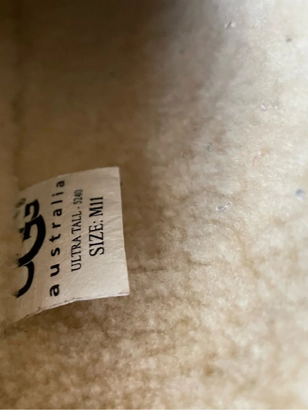 Vintage | Ultra rare UGG Australia men’s ultra tall chestnut boots